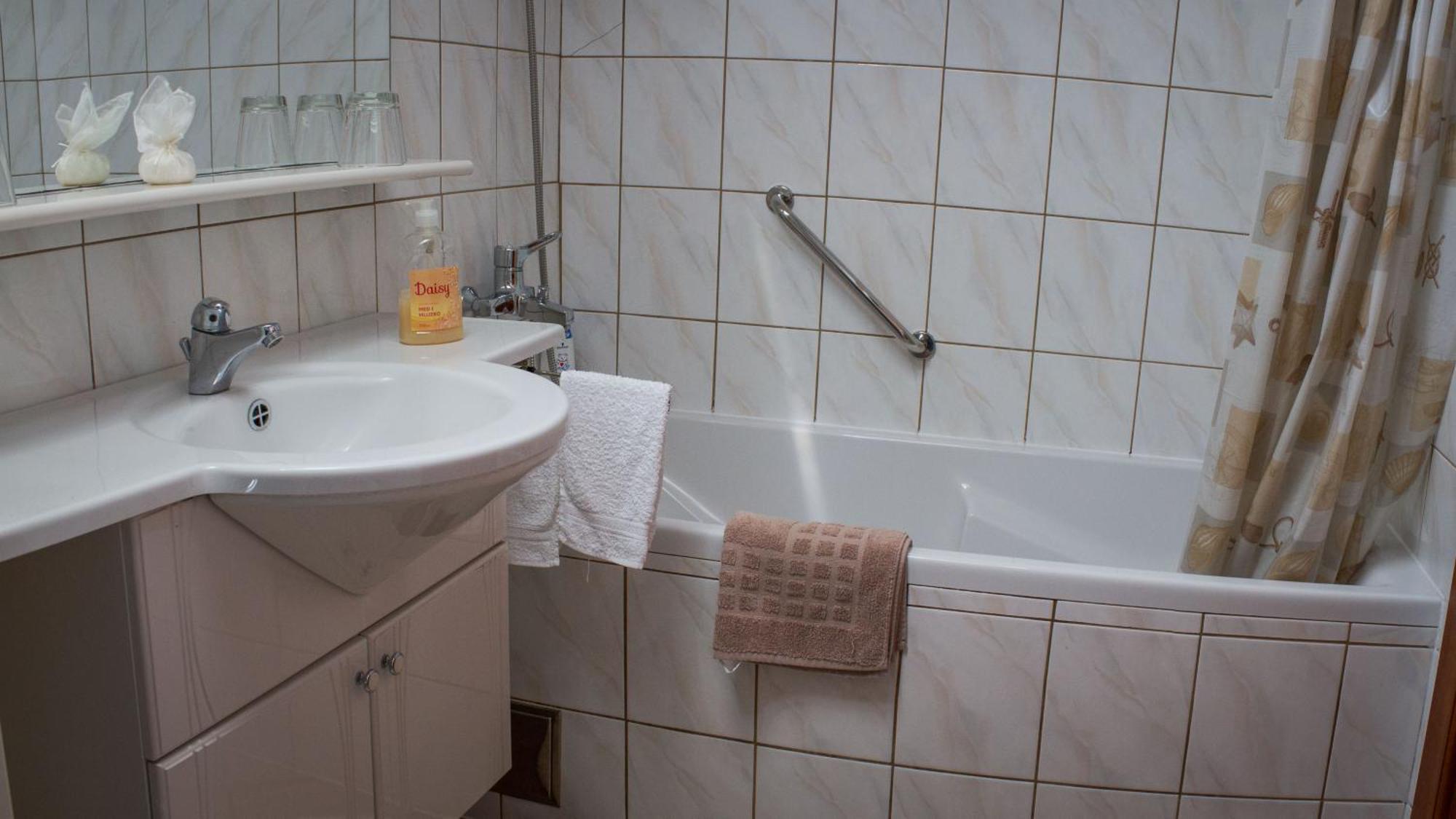 Apartment Pavlesic Слунь Екстер'єр фото