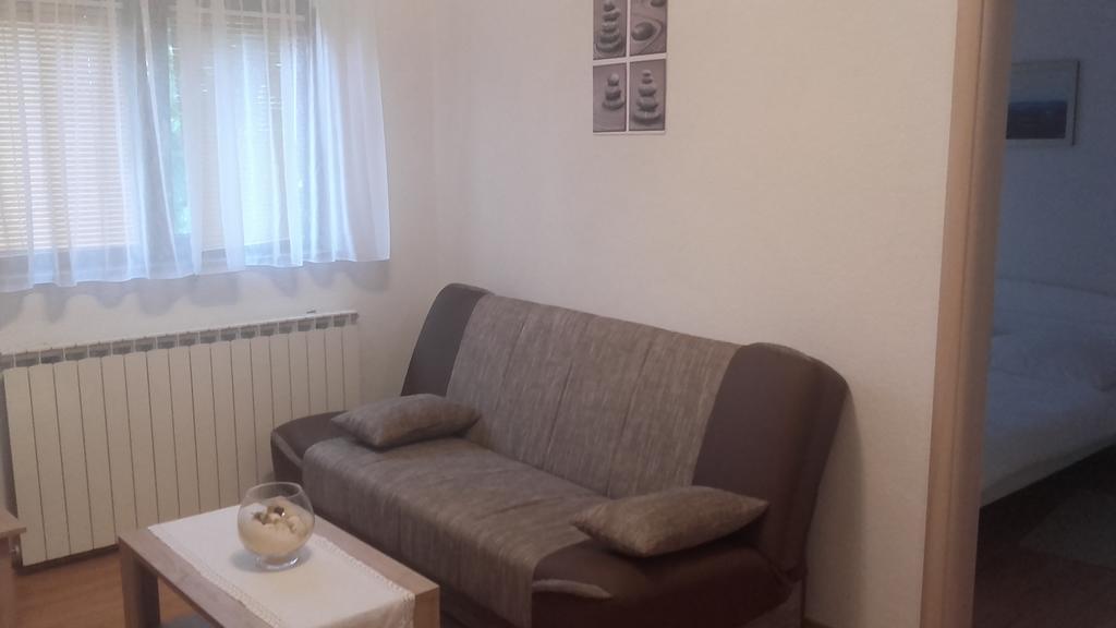 Apartment Pavlesic Слунь Екстер'єр фото