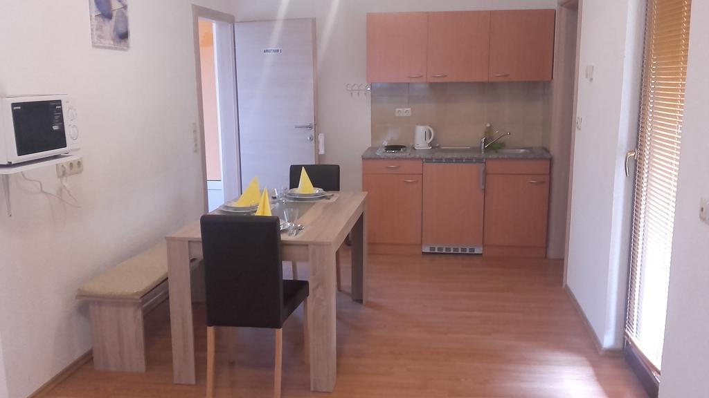Apartment Pavlesic Слунь Екстер'єр фото